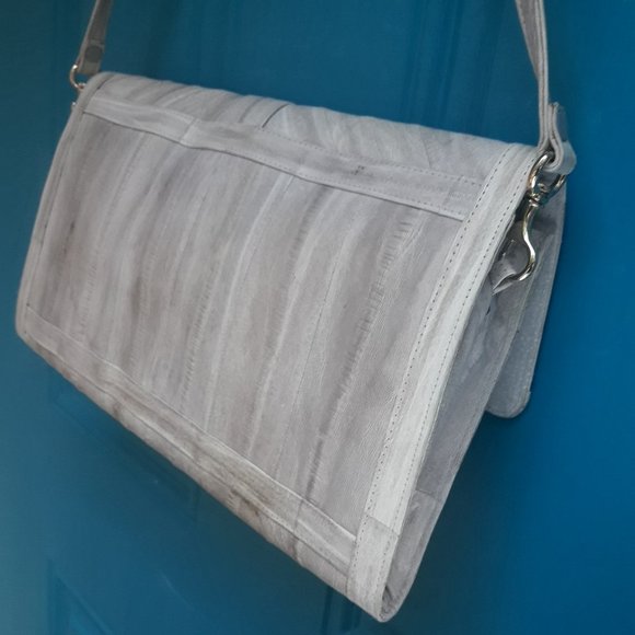 Softest Leather Vintage Handbag Purse Clutch with Strap Genuine Eelskin Bag - Picture 9 of 16